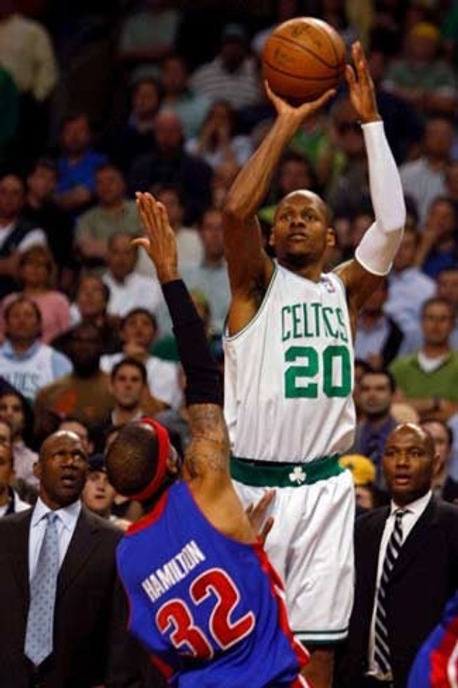 Ray Allen Reunites With Jump Shot, Celtics Win