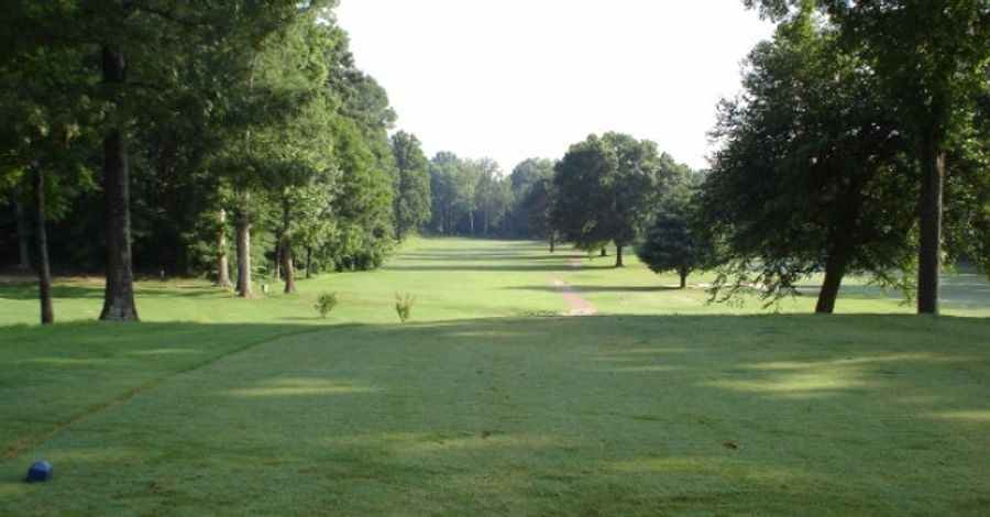 Golfing Hazards That Could Have Maimed A Small Population Of Tennesseeans