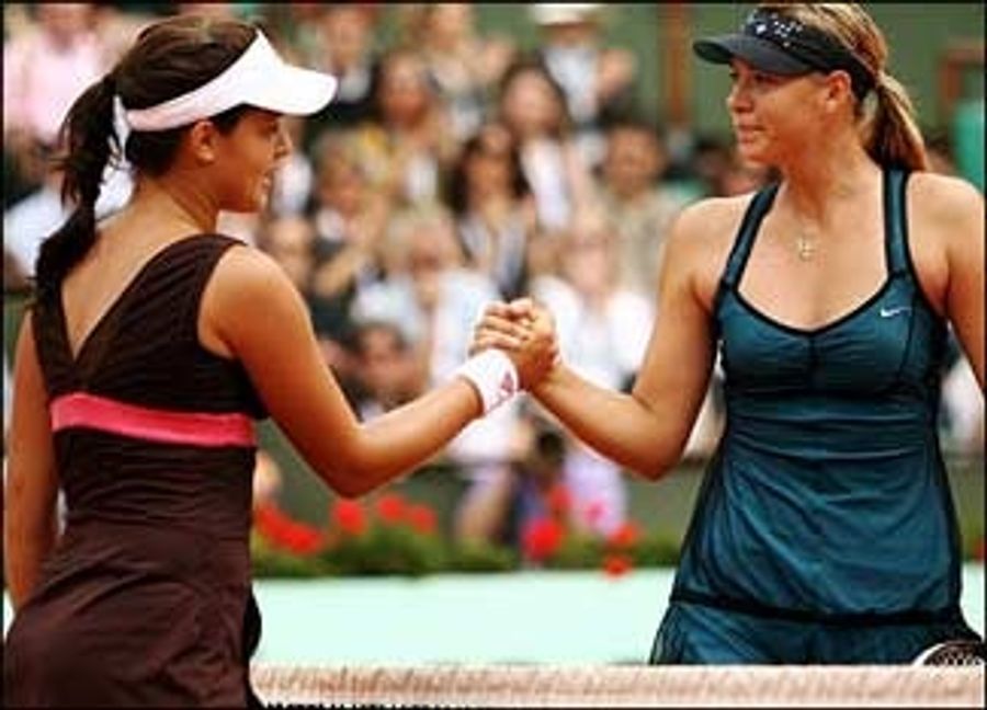 Will Ivanovic, Sharapova Drop the Pretense Already And Start Making Out With Each Other?