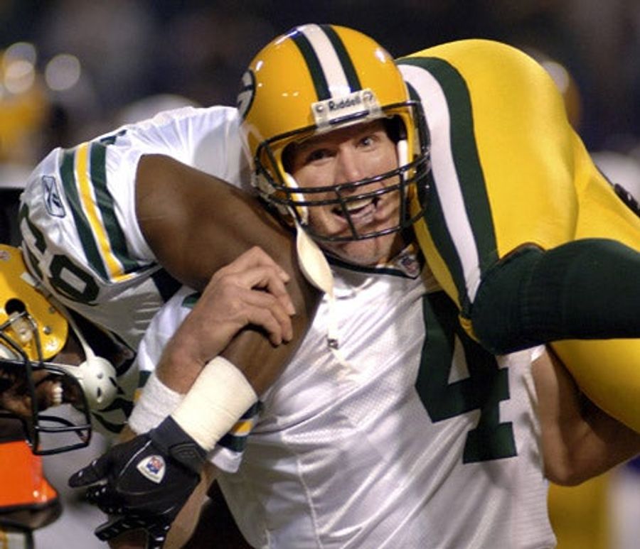 Brett Favre: The Packers Really Don&#39;t Want You To Come Back (But ESPN Does!)