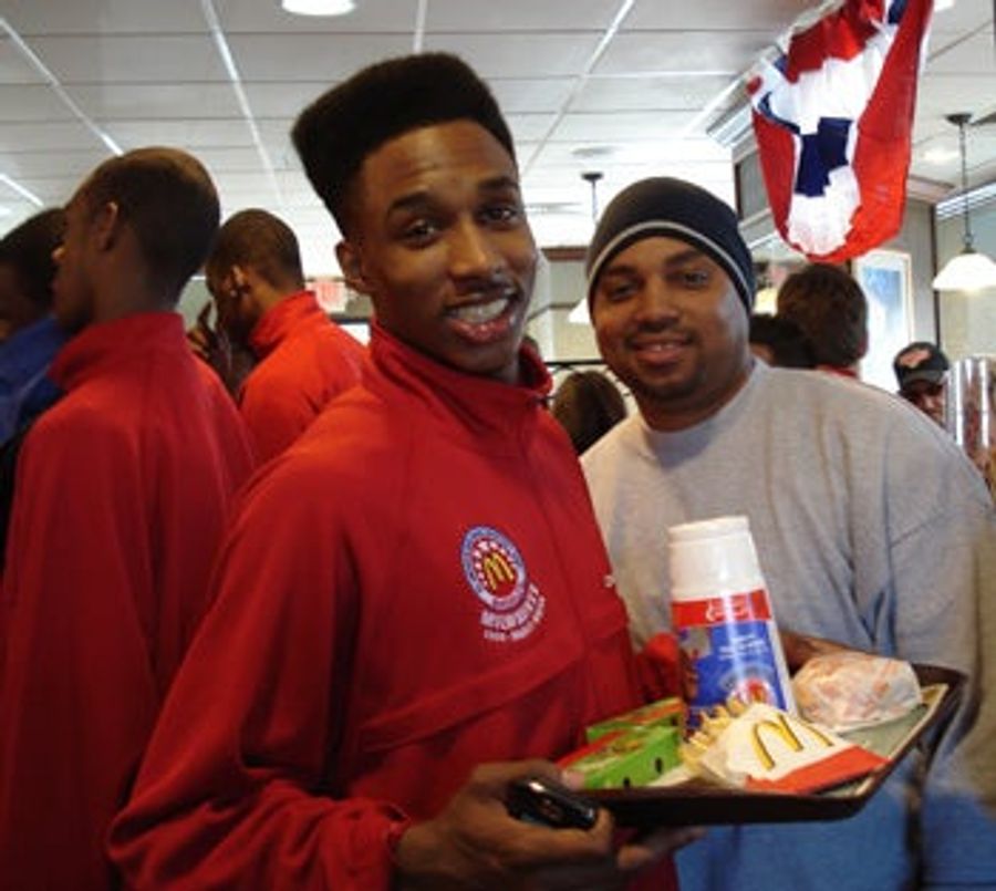 Top Arizona Basketball Recruit Brandon Jennings Bound for Europe