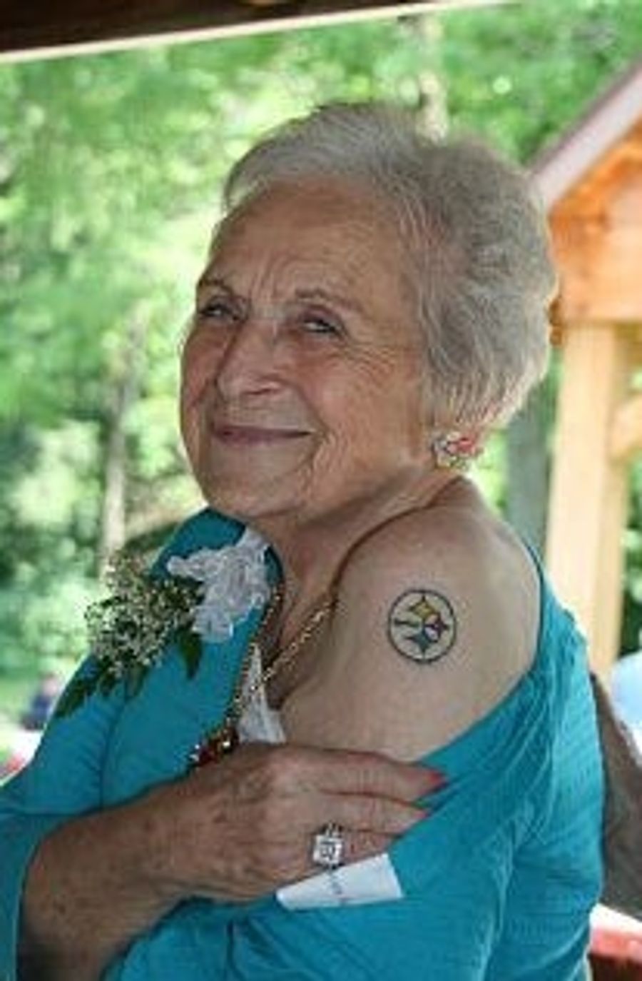90-Year-Old Pittsburgh Woman Rocking New Steelers Tat