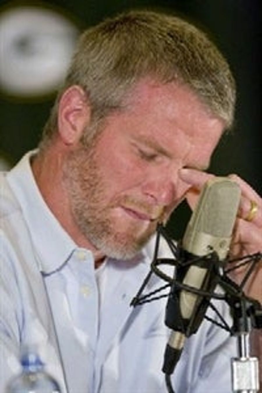 Brett Favre Is Just Terrorizing The Entire NFC North