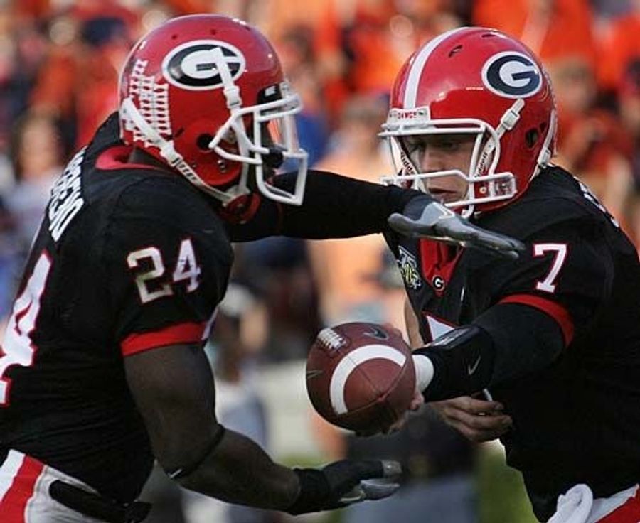 Georgia Football Players Celebrate Number 1 Ranking With Bar Brawl; Public Urination