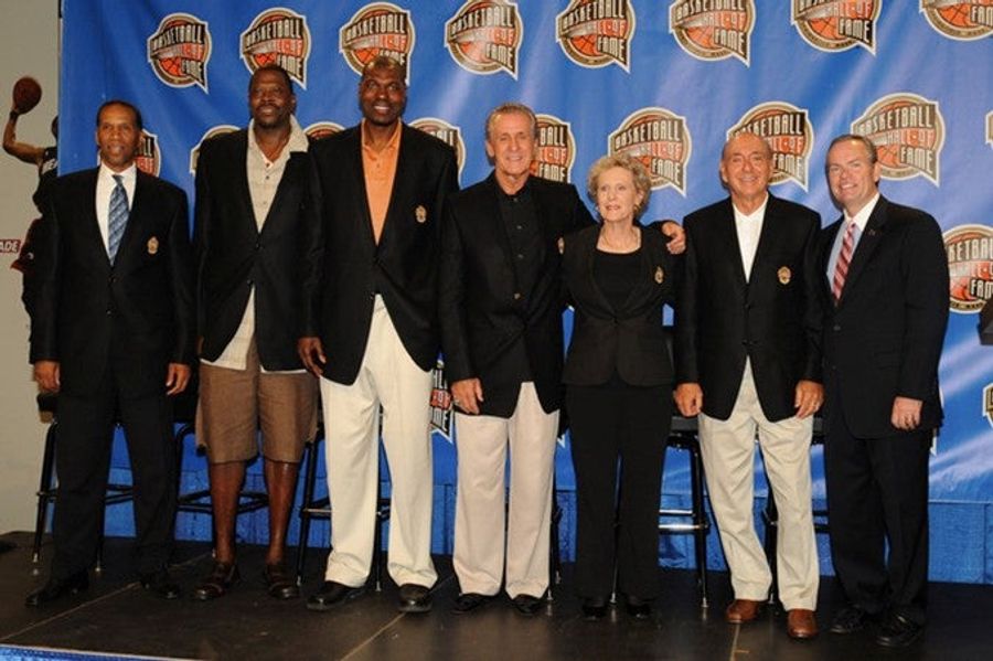 Afternoon Blogdome: Those Aren't Shorts, They're Just Tiny Dress Pants