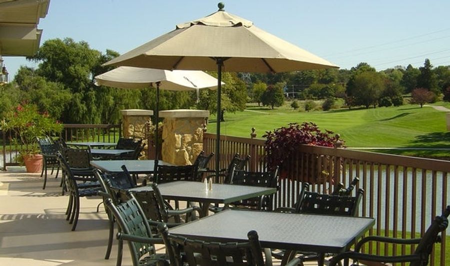 Country Club Takes Potential Dress Code Modification Very Seriously