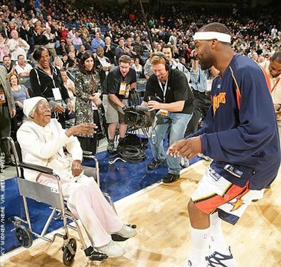 Morning Blogdome: Baron Davis Scorns Woman; Woman Blogs Her Fury