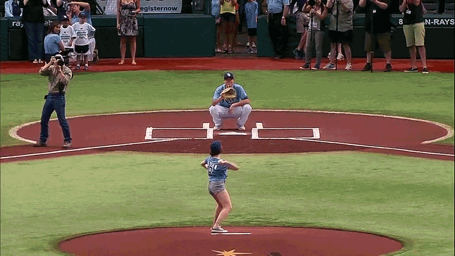 Carly Rae Jepsen&#39;s First Pitch For the Rays Today Was The Fucking Worst