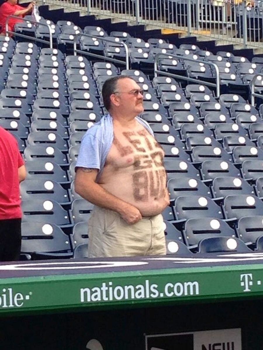 Pittsburgh Fan With Sign Sculpted Into His Body Hair Invades D.C.