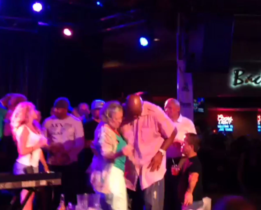 Let's Watch Charles Barkley Grind With A Middle-Aged Lady