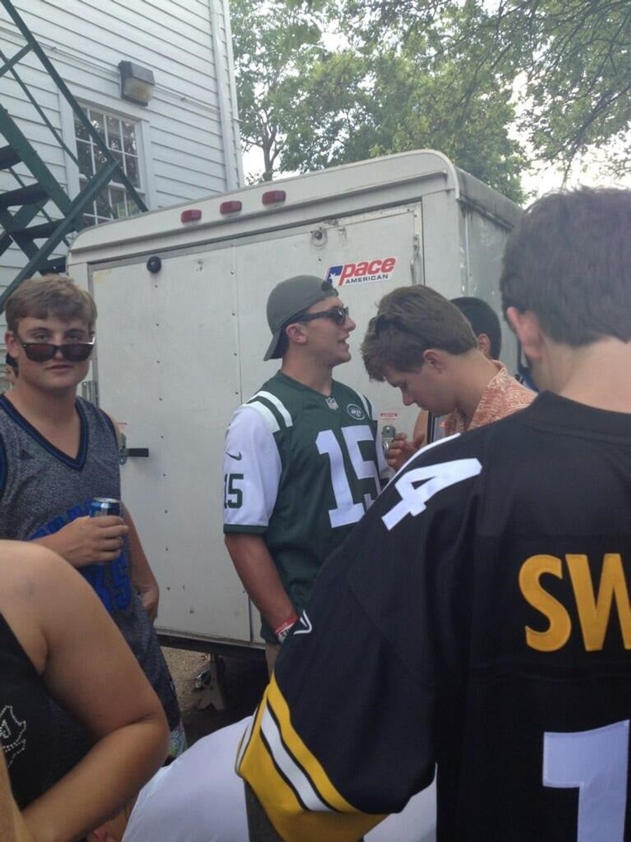 Now Johnny Manziel Is Wearing A Tebow Jersey At A Texas Frat Party