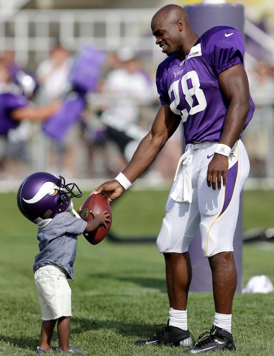 Adrian Peterson's Son Is The Cutest Sports Toddler
