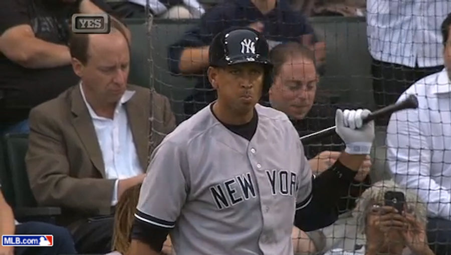 Here&#39;s Chicago Booing A-Rod In His First At-Bat