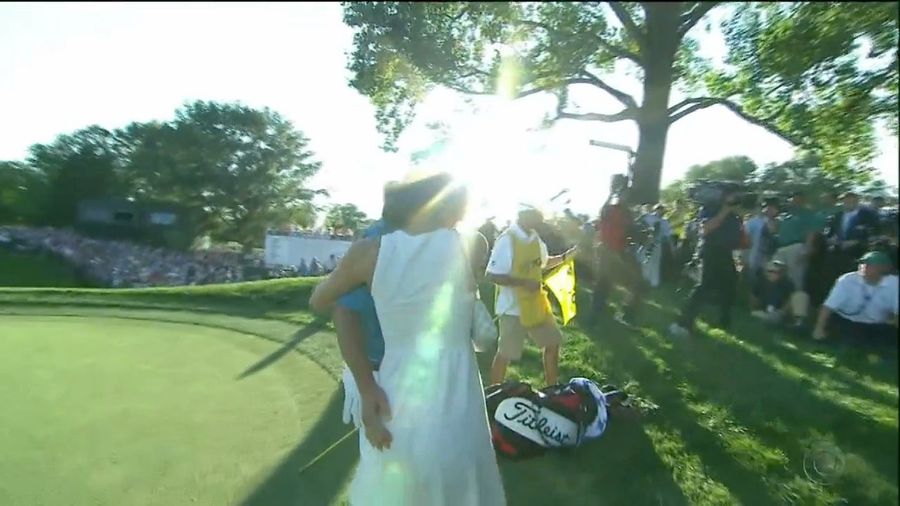 Jason Dufner Grabs First Major, Pats Wife's Butt