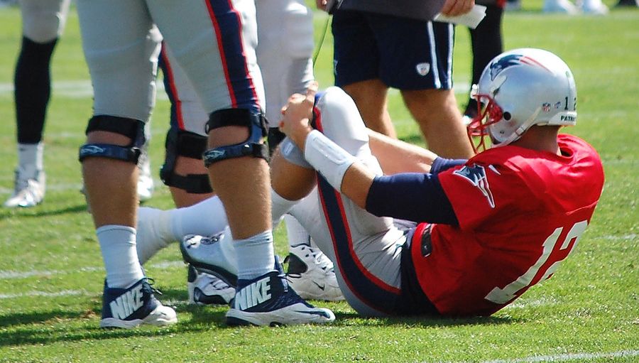 Here&#39;s Video Of Tom Brady&#39;s Injury [Update]