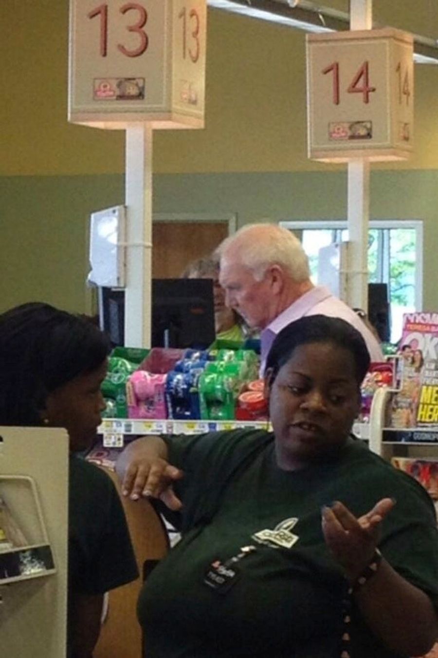 Here&#39;s Sad Charlie Manuel In A Supermarket Checkout Line