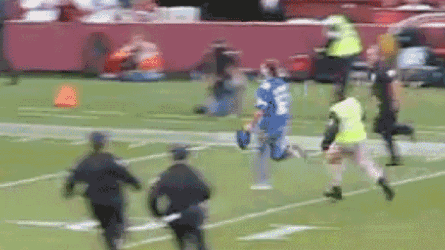 Idiots On The Field Invade <em>SNF</em>, And Jerome Simpson Leveled One Of Them