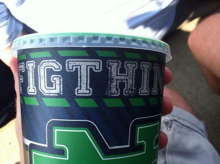 Notre Dame Cups Support The &quot;Figthing&quot; Irish