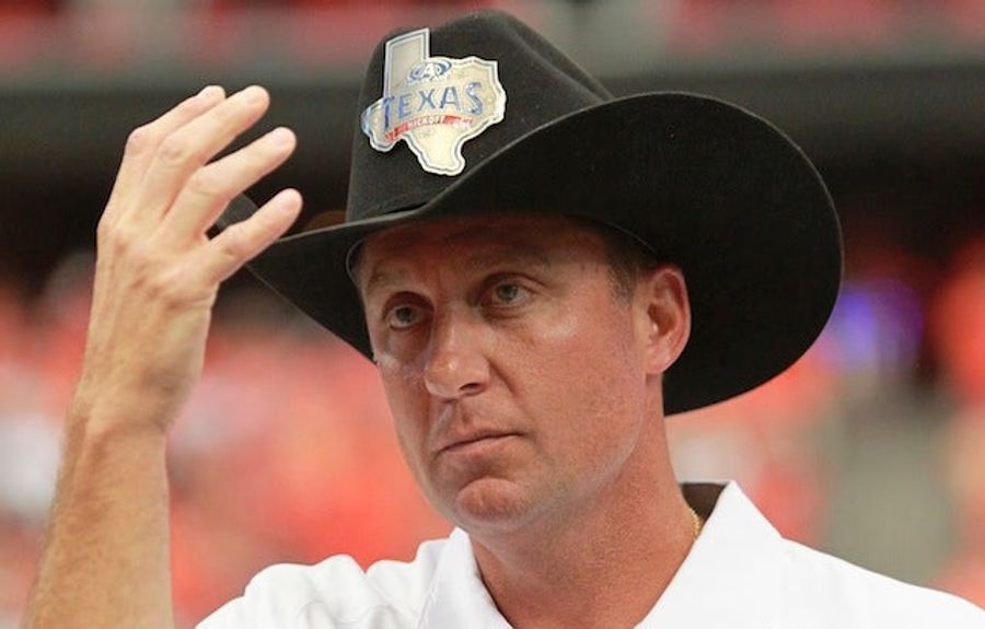 <i>SI</i>: OK State Hostesses &quot;Providing Sex&quot; To Football Recruits