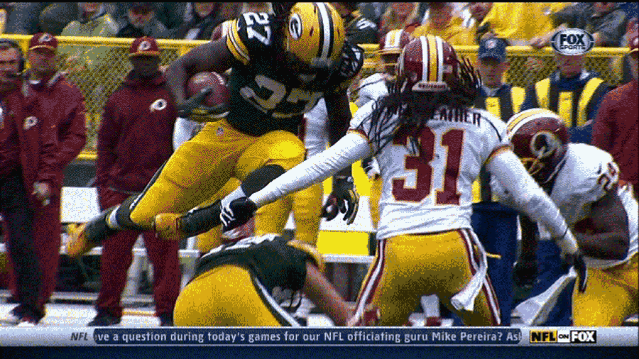 Eddie Lacy Concussed By Brutal Hit From Brandon Meriweather
