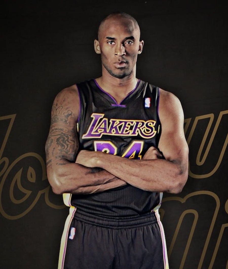 The Lakers Unveiled Their Black Jerseys
