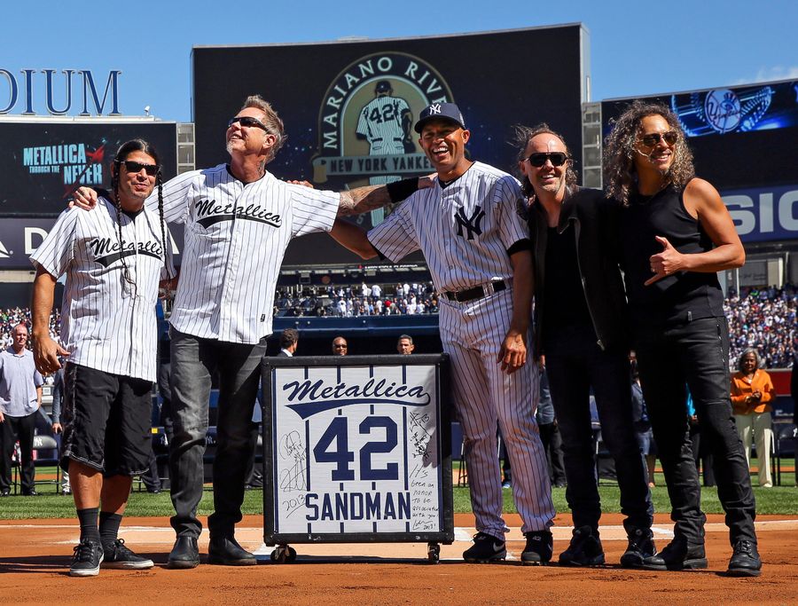 Metallica Performs "Enter Sandman" At Yankee Stadium For Mo Rivera