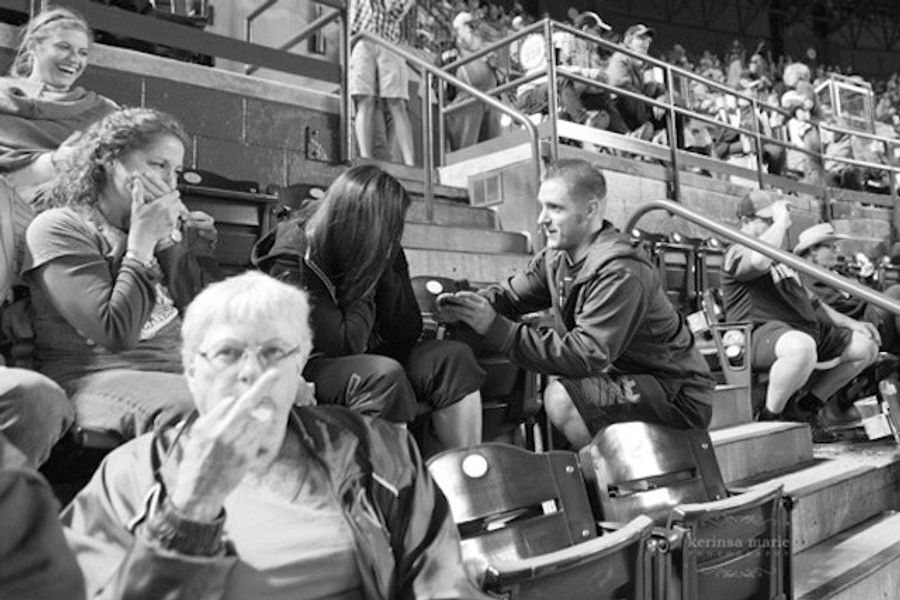 Old Lady Flips The Bird In Couple&#39;s Proposal Photo