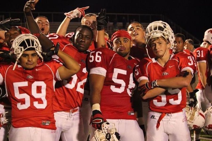I Can&#39;t Stop Looking At These Victorious High School Football Players