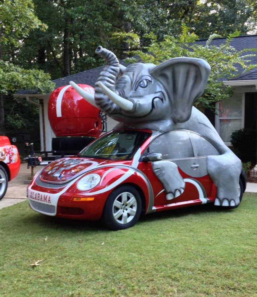 &#39;Bama Fans Made An Elephant-Float Out Of A Volkswagen