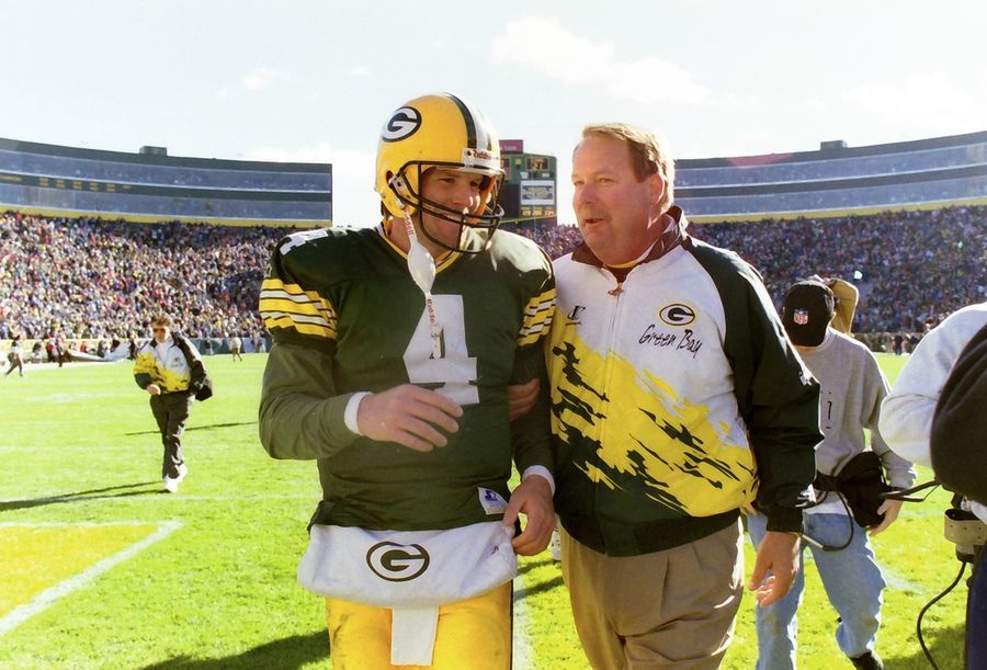 Mike Holmgren among Hall of Fame finalists