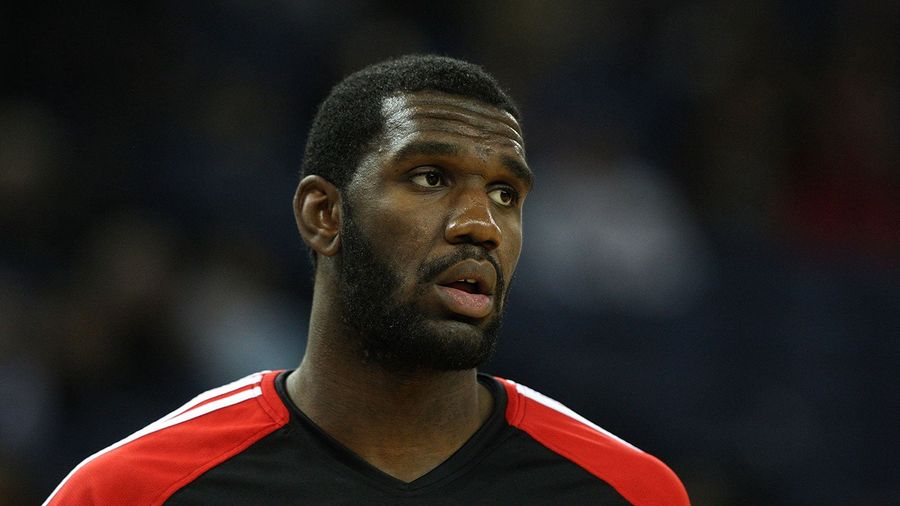 Heat Trainers Measure Greg Oden&#39;s Knees After Every Single Practice