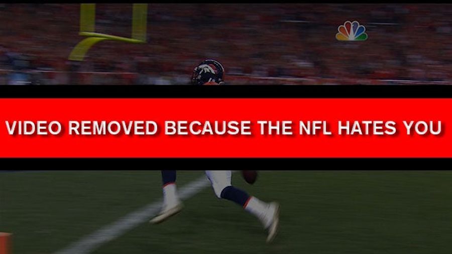 Danny Trevathan Opens NFL Season With One Of Its Dumbest Plays Ever