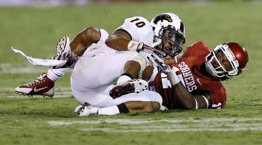 Oklahoma WR Charged With Two Counts Of Indecent Exposure