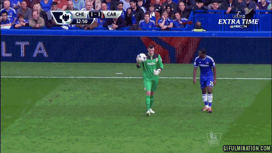 Chelsea Score When Samuel Eto&#39;o Steals The Ball Out Of Keeper&#39;s Hands