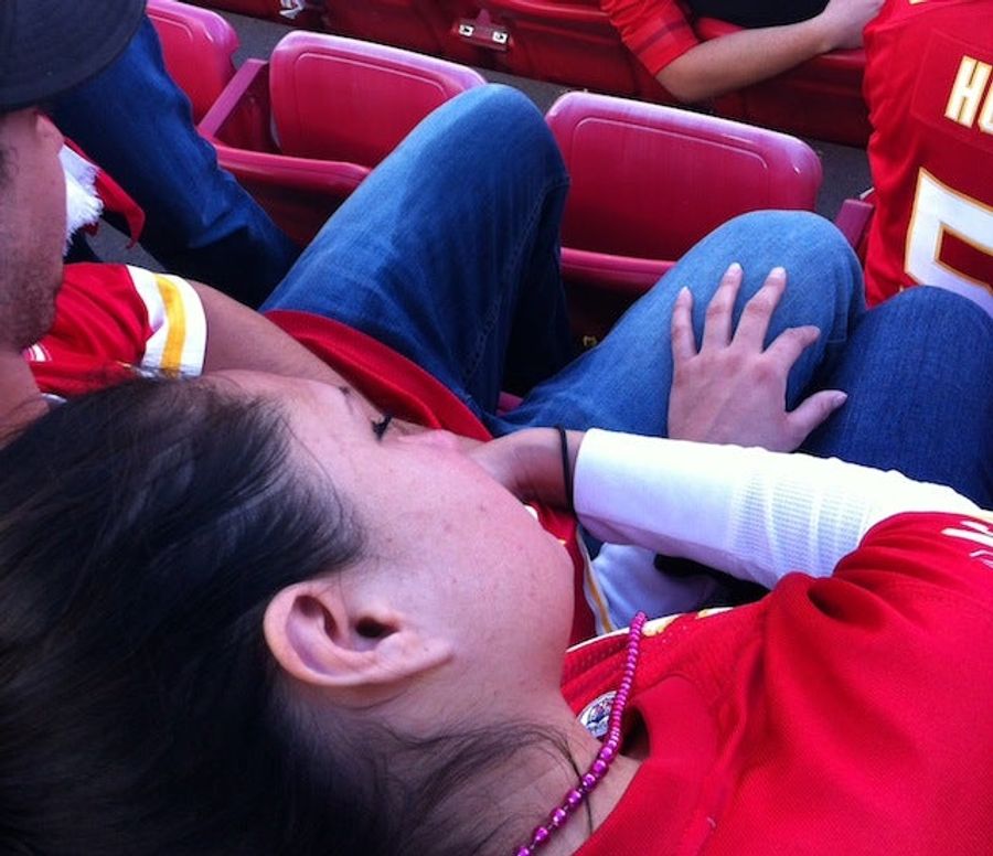 Chiefs Fan Passes Out, Wakes Up, Pisses Himself, Keeps Watching Game