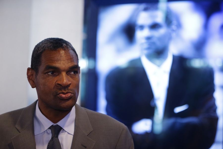 Mo Cheeks's Ladyfriend Found Lipstick On A Glass, And Things Got Ugly