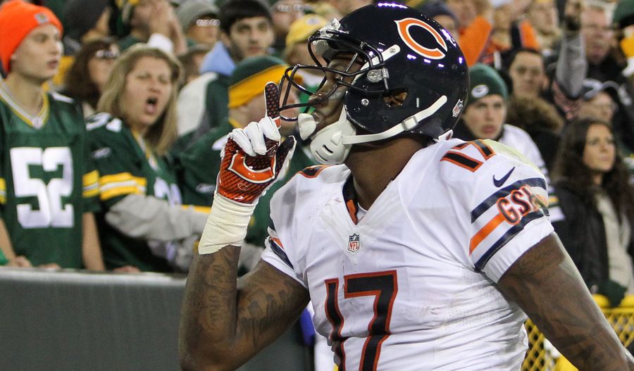 Bears Fan Tasers Packers-Fan Wife After <em>Monday Night Football</em> Bet