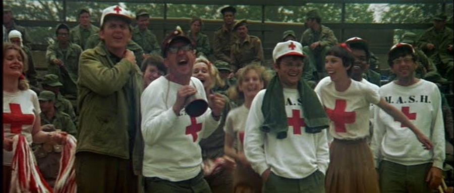 M*A*S*H&#39;s Great Football Scene