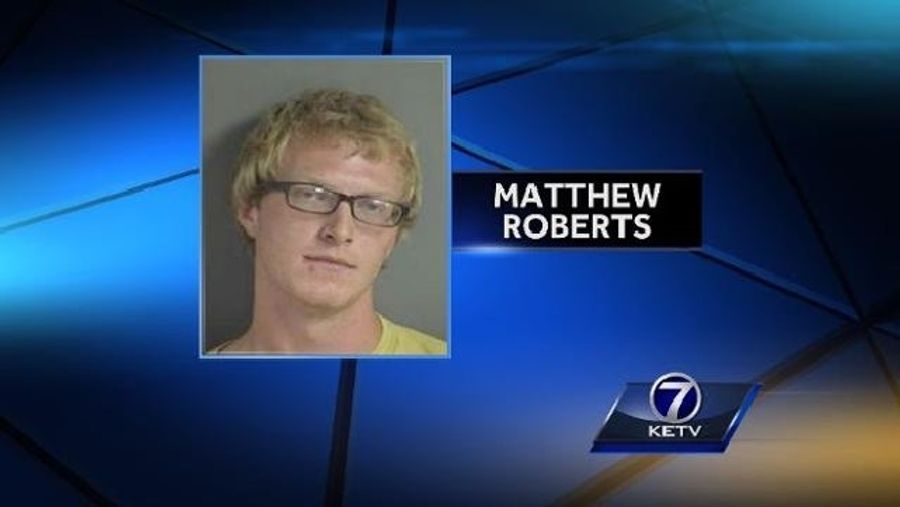 Iowa Man Accused Of Drunk Driving, Fighting Police While Naked