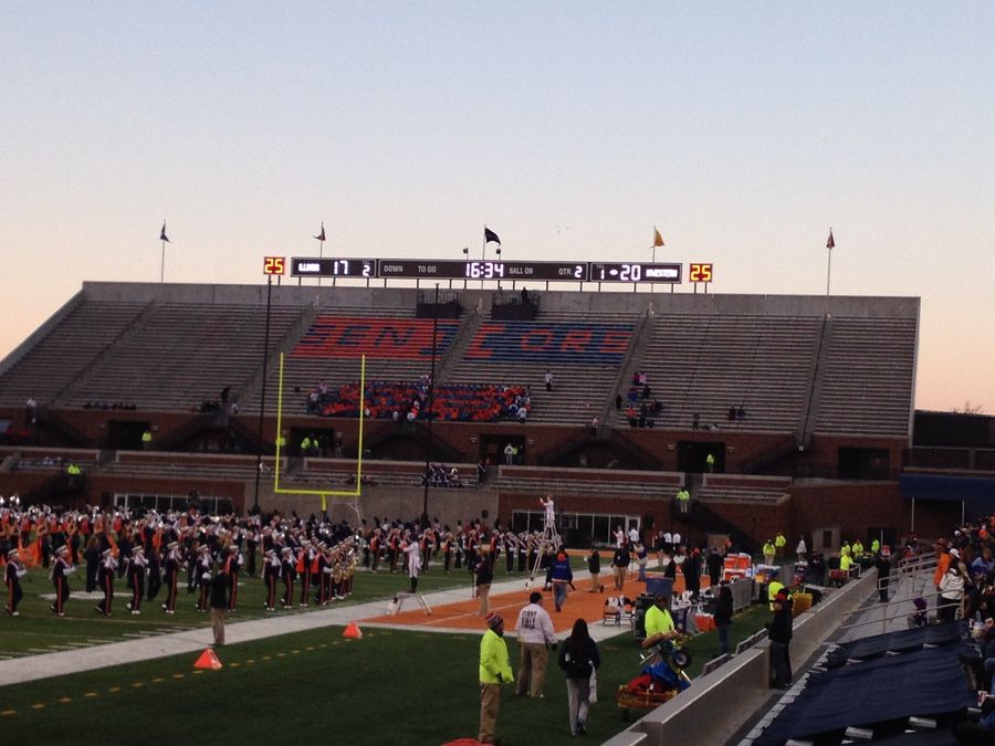 The Illinois Student Section Is The Saddest-Est