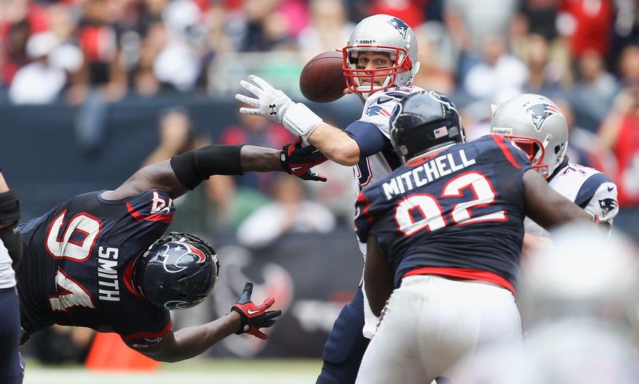 Antonio Smith Accuses The Patriots Of Spying
