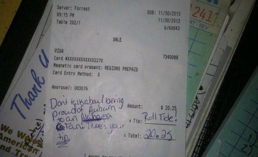 'Bama Fan Doesn't Tip Waiter For Being An Auburn Fan