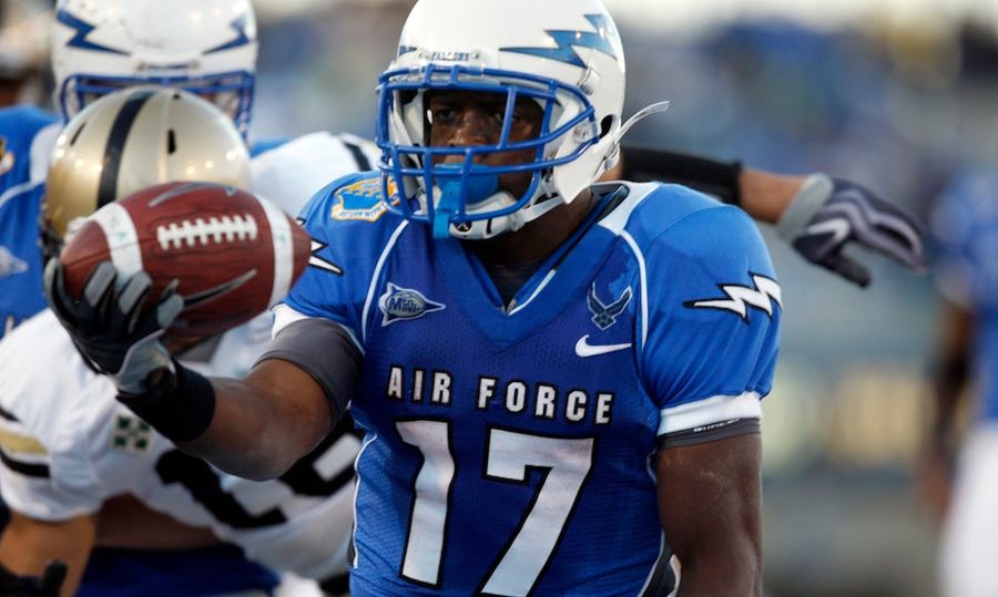 How A Secret Informant Program Got Air Force&#39;s Star RB Expelled