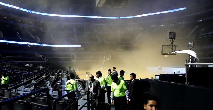Mexico City Smoke-Out Only Second Strangest Delay In Spurs History