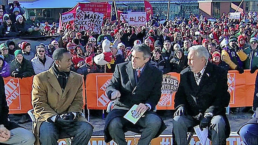 "Mark May, Suck On These Nuts": Your OSU-MSU <i>GameDay</i> Sign Roundup