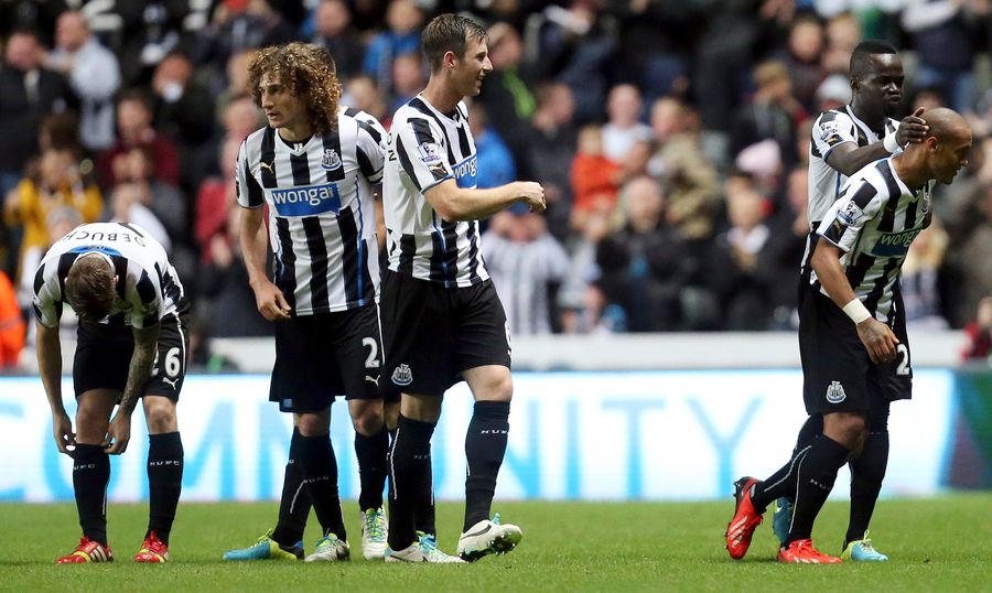 Premier League Team Tries Charging Press For Interviews