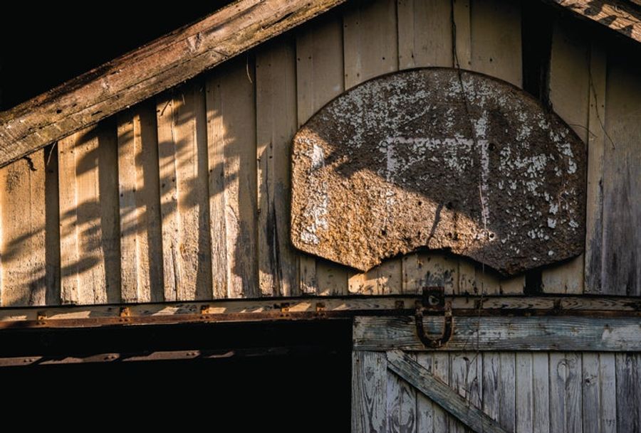 11 Of America's Most Scenic And Significant Basketball Hoops