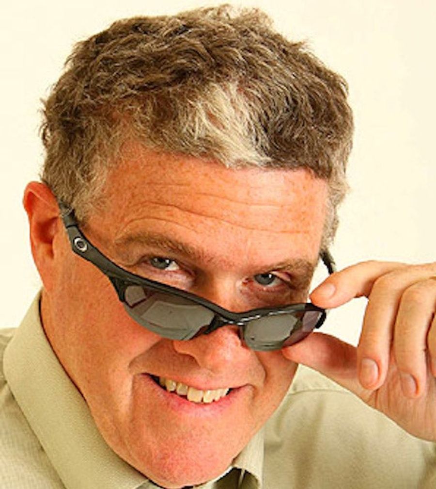 Peter King Hacked, Sending Spam Emails Asking For Money