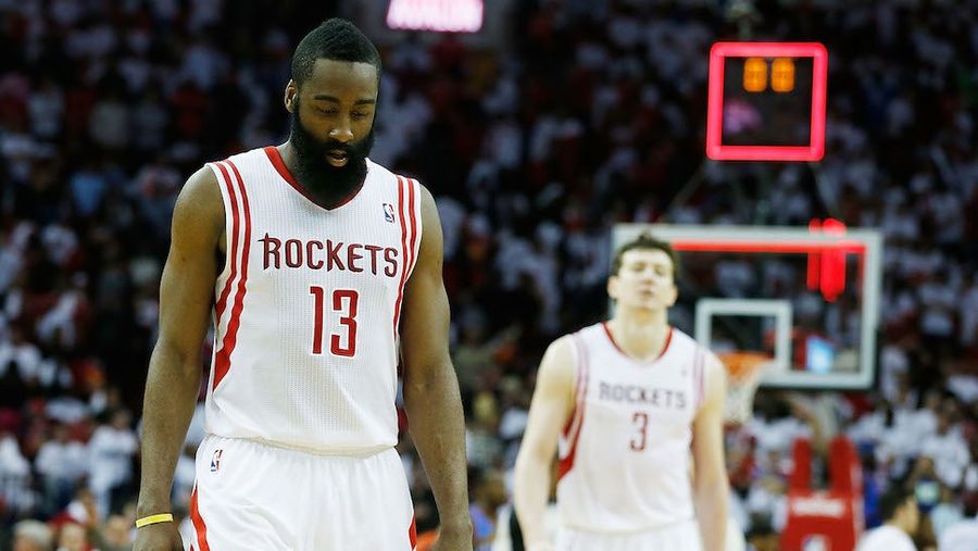 This Basketblogger Twitter Fight Is The Dumbest Thing You'll Ever See