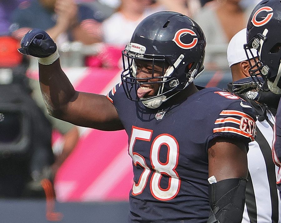 It’s been a rough year in Chicago, NFL award voters, give Bears fans a hug and give Roquan Smith some love